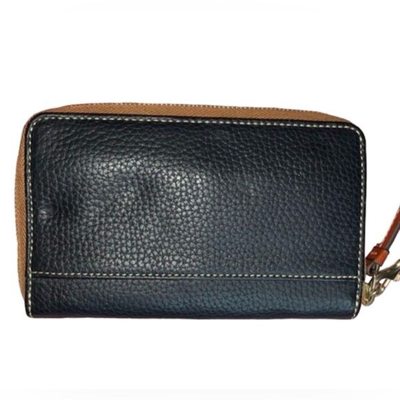Dooney & Bourke Black & Brown Pebble Grain Medium Zip Around Wallet - Picture 4 of 10